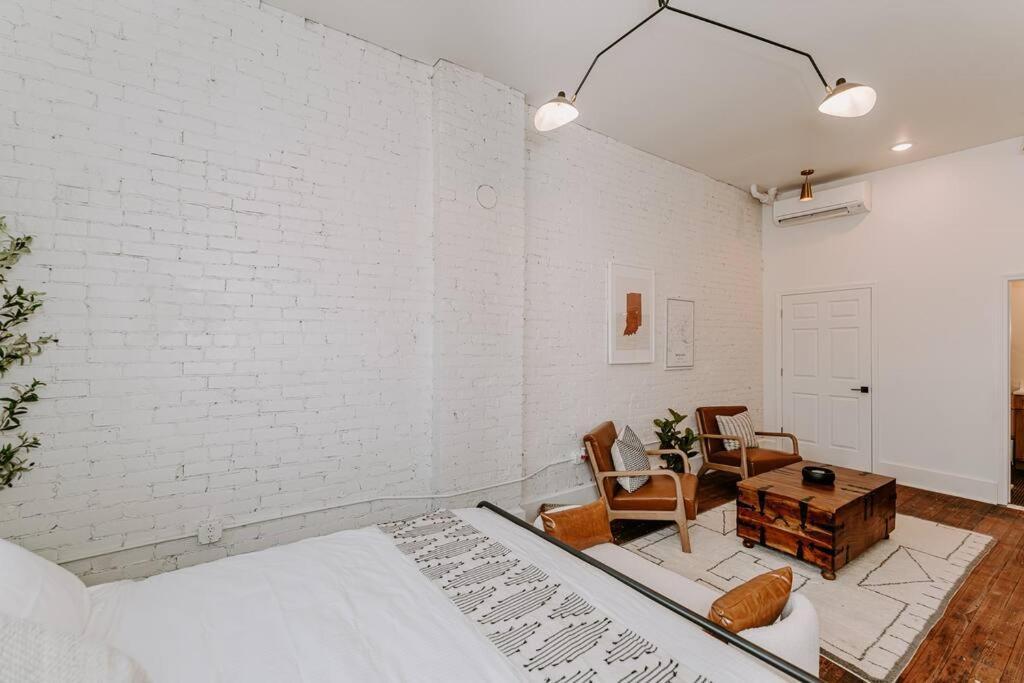 East Main Lofts - Farmhouse 204 Madison Extérieur photo
